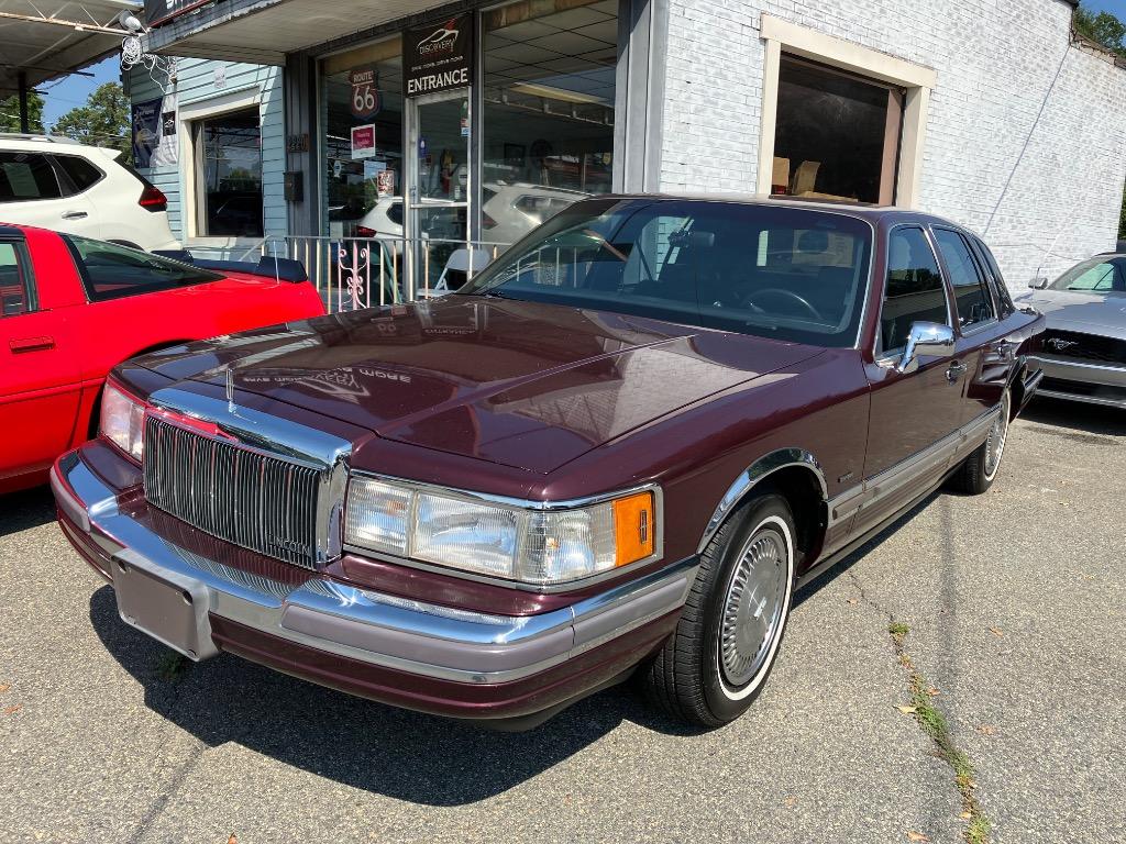 lincoln town car 1990 1LNCM81F8LY823439 image lincoln town car 1990 1LNCM81F8LY823439 image